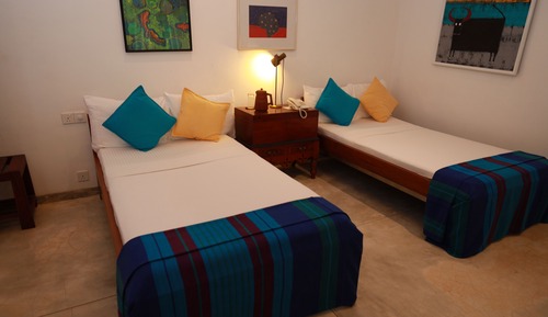 Habitación Deluxe con 1 cama doble o 2 individuales, varias camas, vistas al jardín