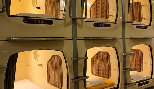 Habitación, solo para hombres (Capsule Type)