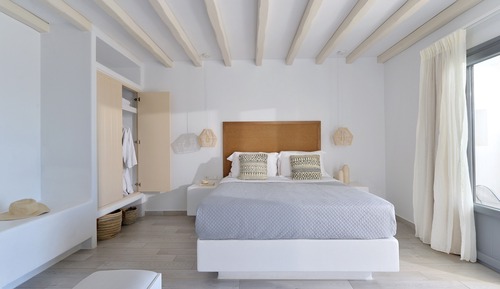 Suite, bañera de hidromasaje, vistas al mar