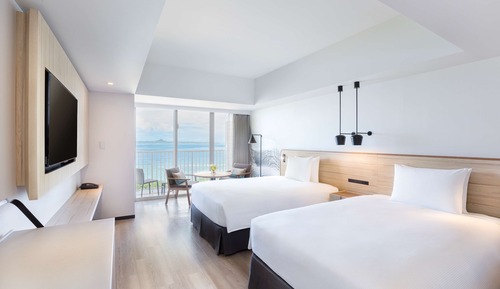 Habitación con 2 camas individuales, vistas al mar
