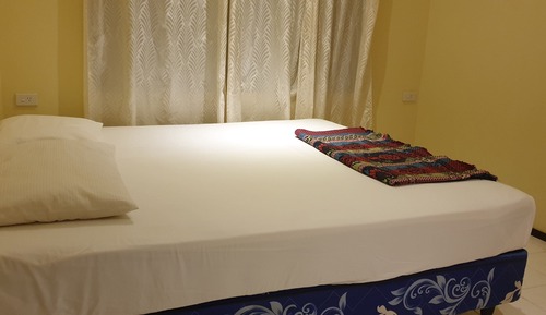 Habitación superior (Air-Con Private Room)