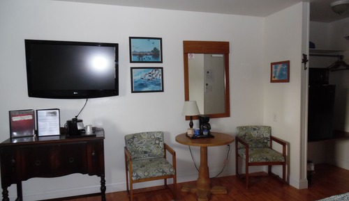 Habitación estándar doble, 2 camas dobles, no fumadores (Pet Friendly)