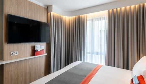 Habitación estándar, 1 cama de matrimonio, vistas a la ciudad