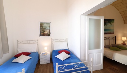 Casa, 2 habitaciones, balcón, vistas a la ciudad