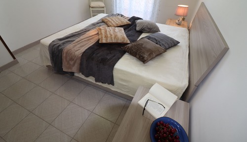 Casa, 2 habitaciones, balcón, vistas a la ciudad