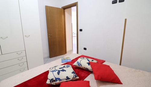 Casa, 2 habitaciones, balcón, vistas a la ciudad