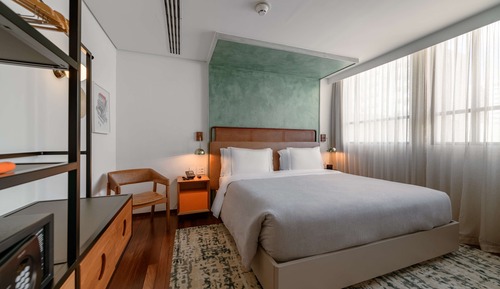 Executive Suite