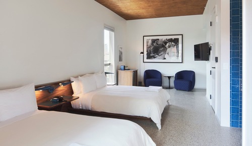 Habitación, 2 camas de matrimonio, accesible para personas con discapacidad (Music Lane)