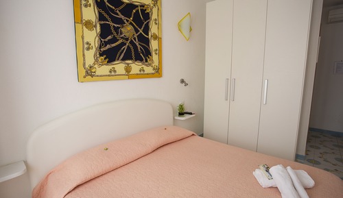 Habitación doble (Camera 1)