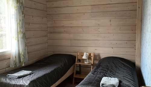Habitación individual económica, baño compartido, vistas al jardín
