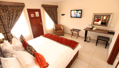 Standard Double Room (1)
