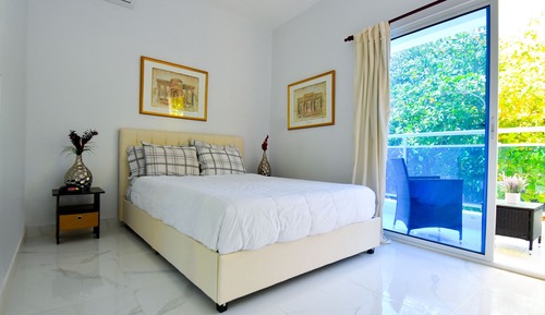Apartamento familiar, 2 habitaciones, balcón