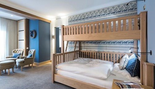 Suite familiar