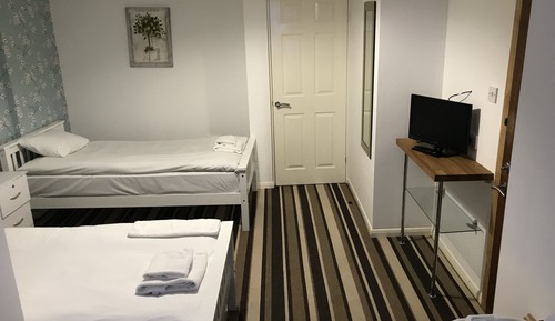 Habitación económica con 2 camas individuales