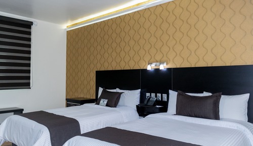 Habitación Business, 2 camas de matrimonio