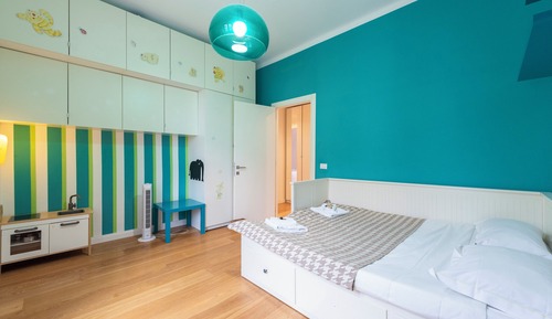 Apartment (3 Bedrooms)