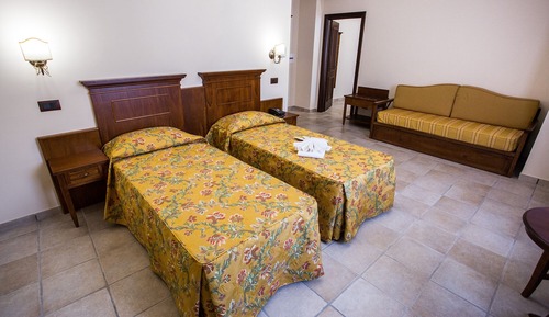 Triple Room