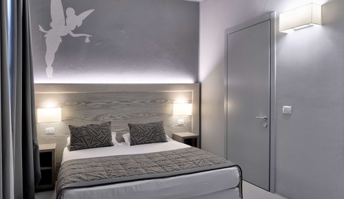 Habitación superior, 1 cama de matrimonio, no fumadores