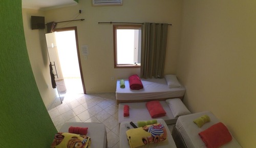 Habitación familiar, varias camas