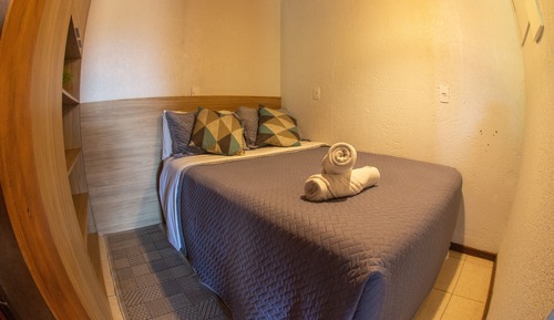 Habitación familiar, varias camas, balcón