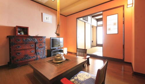 Habitación (Kikutsubaki)