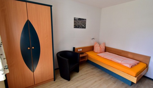 Habitación individual Confort, baño privado, vistas al jardín