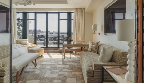 Suite junior, balcón
