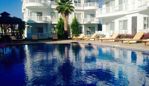 Apartamento Deluxe, vistas a la piscina