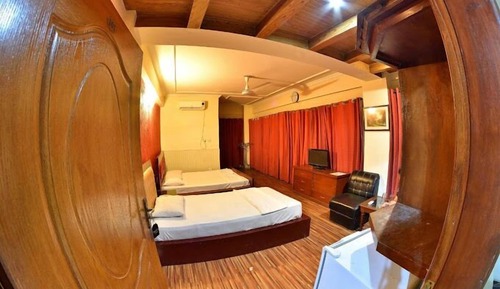Habitación con 2 camas individuales