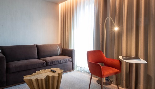 Habitación doble, 1 cama de matrimonio grande con sofá cama