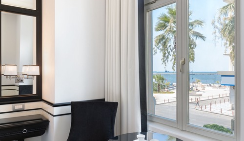 Habitación Deluxe, 1 cama de matrimonio grande, vistas al mar