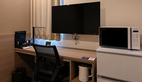 Habitación estándar doble, no fumadores (check-in is not available after 11PM)