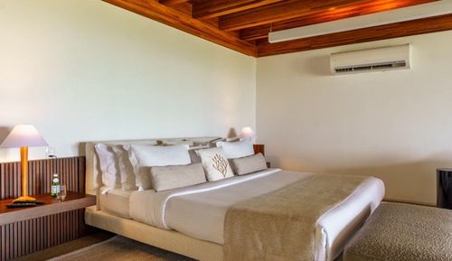 Suite Deluxe, bañera de hidromasaje, vistas al jardín
