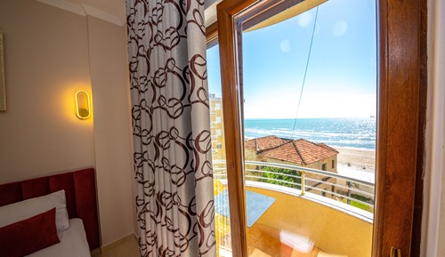 Habitación doble, balcón, vistas al mar