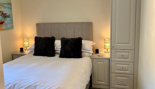 Habitación doble, baño privado, vistas al jardín (Room 4)