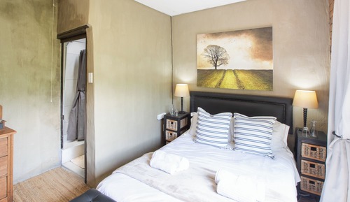 Habitación clásica, 1 cama doble, baño privado, vistas al jardín