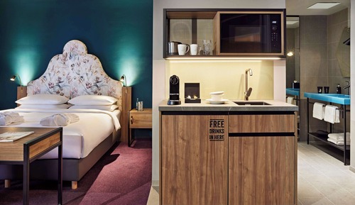 Estudio, 1 cama de matrimonio grande con sofá cama