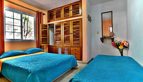 Habitación triple clásica