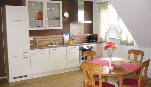 Apartamento, 1 habitación, balcón, vistas parciales al lago (On Top of Rate 79 Euro cleaning fee)