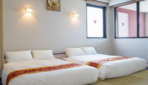Habitación (Japanese Style Maisonette Suite)