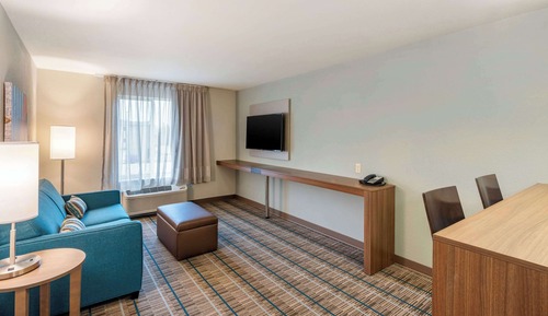 Suite, 1 cama de matrimonio grande con sofá cama, no fumadores (Efficiency)