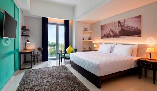 Executive Suite