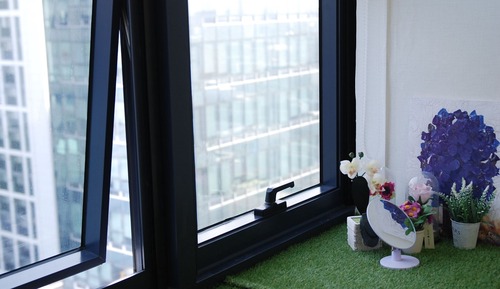 Estudio Business, no fumadores, vistas a la ciudad (H)
