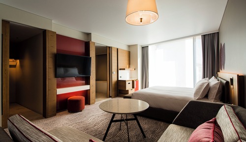 Habitación estándar, 1 cama de matrimonio grande, Acceso al salón del club, vistas al puerto