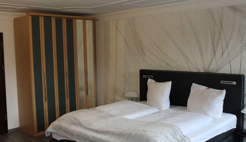 Habitación cuádruple (Büttner 1)