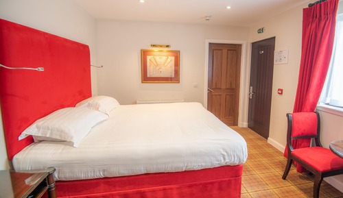 Habitación estándar con 1 cama doble o 2 individuales