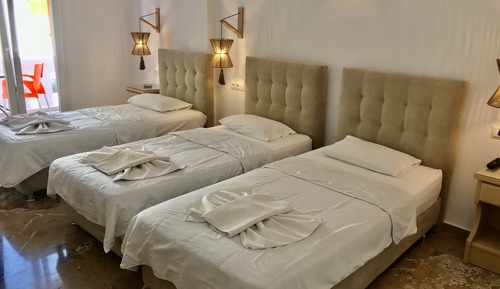 Habitación triple estándar