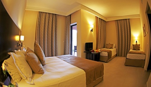 Habitación familiar, vistas al jardín