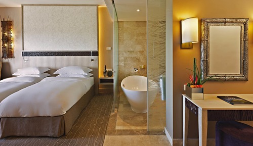Habitación clásica, 2 camas individuales, baño privado, vistas al mar