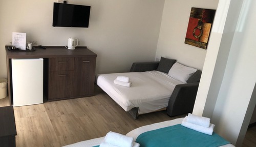 Habitación familiar, balcón